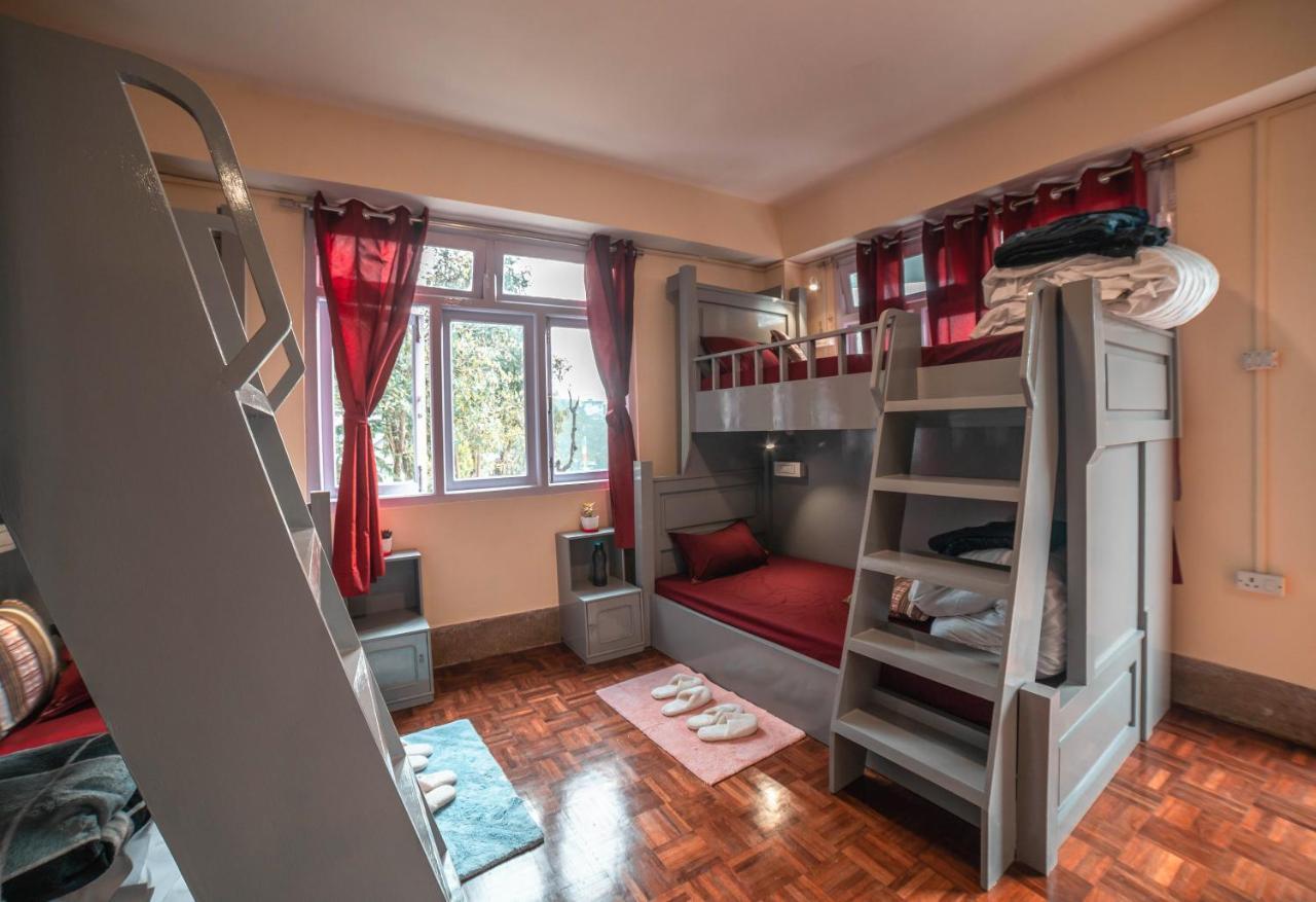 Tag Along 2 0 Hostel Гангток Экстерьер фото