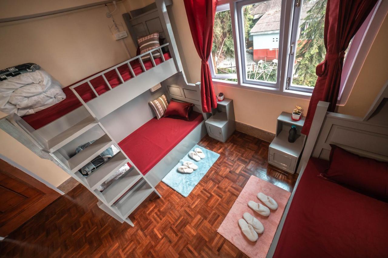 Tag Along 2 0 Hostel Гангток Экстерьер фото