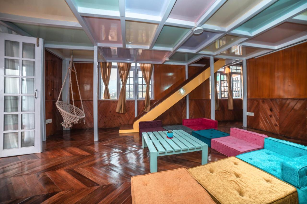 Tag Along 2 0 Hostel Гангток Экстерьер фото