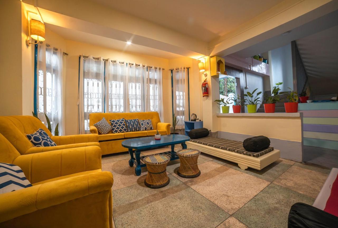 Tag Along 2 0 Hostel Гангток Экстерьер фото
